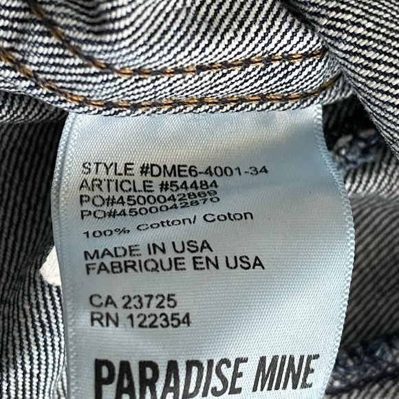 Cropped Jean Jacket - Picture 4 of 5